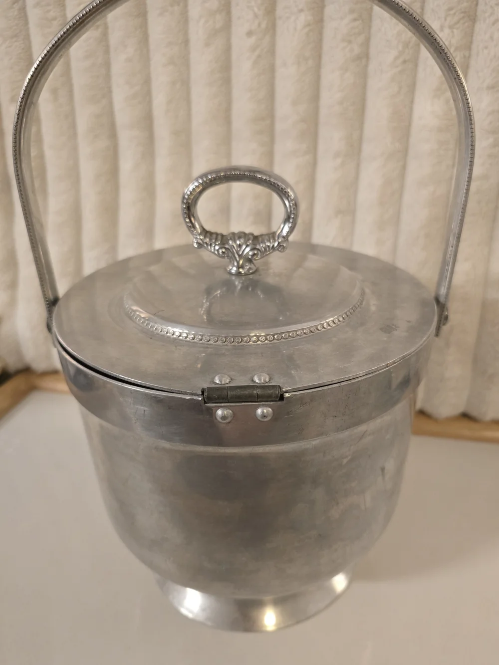 Vintage Mid Century Italian Aluminum Ice Bucket Hinged Mechanical Lid Nasco